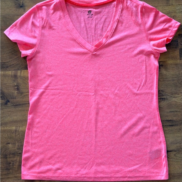 C9 by Champion Bright Pink V-Neck Tee - Picture 3 of 4
